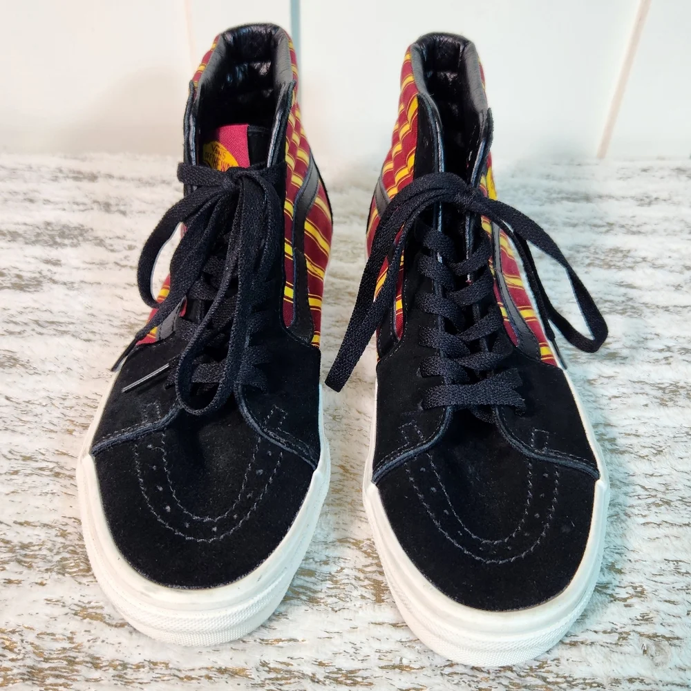 Vans Harry Potter Limited Edition Gryffindor High Top Sneaker | Women's Size 7.5 - Picture 6 of 14